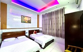Khach San Tuan Vu Hotel
