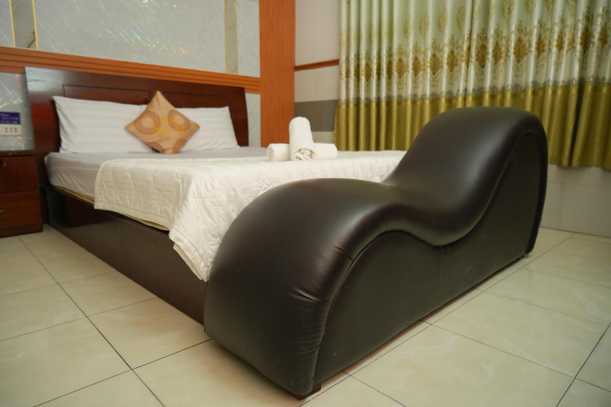 Khach San Tuan Vu Hotel TP. Hồ Chí Minh Ngoại thất bức ảnh