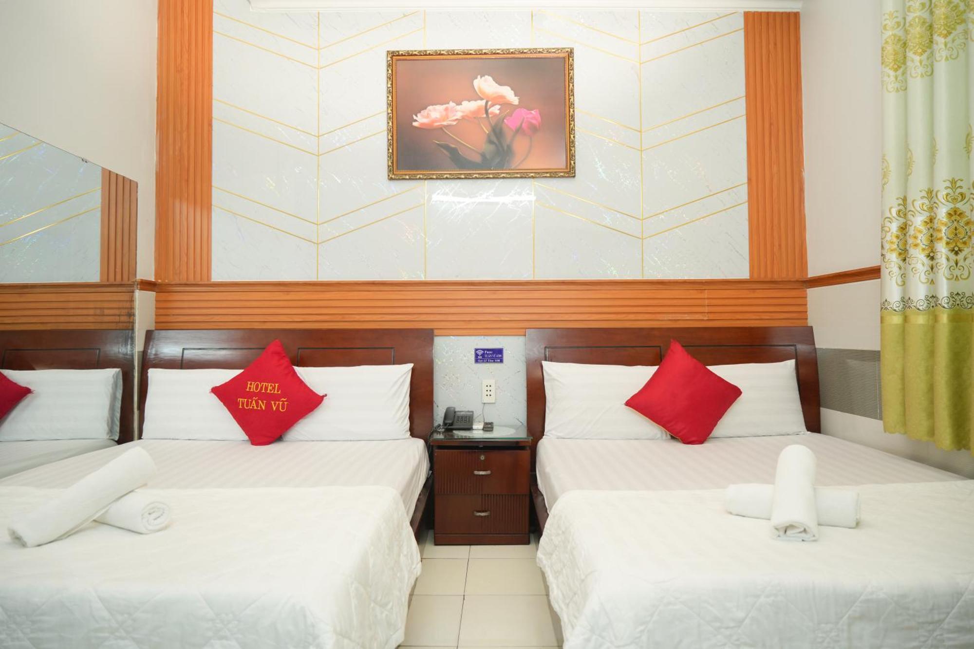 Khach San Tuan Vu Hotel TP. Hồ Chí Minh Ngoại thất bức ảnh